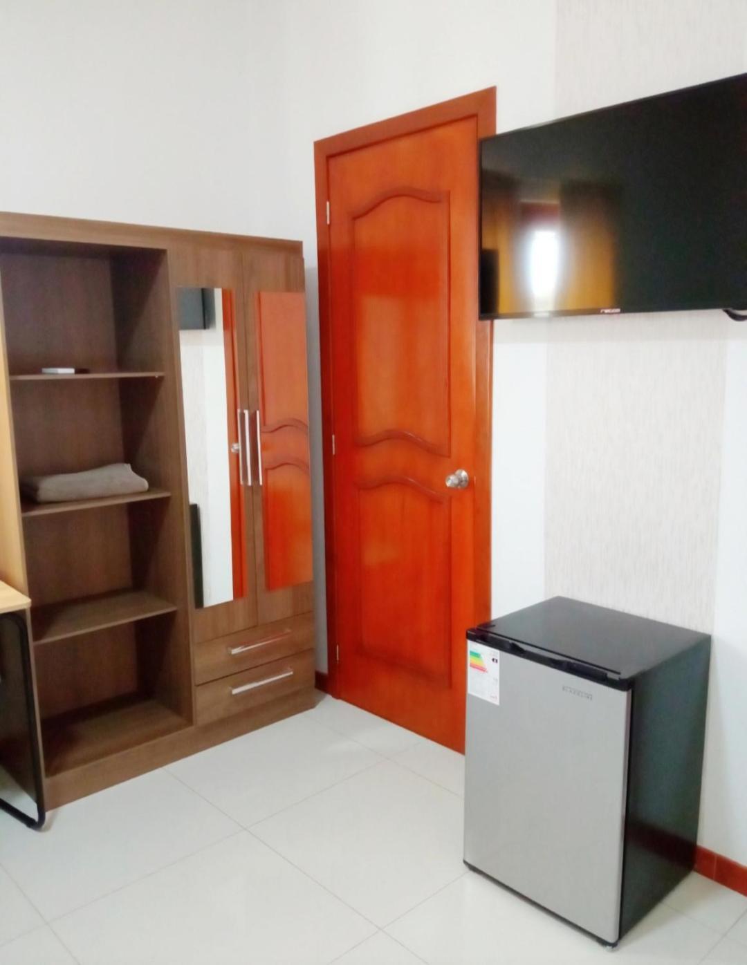 Deluxe Hotel Talara - A 5 Minutos Del Aeropuerto Y Plaza De Armas 部屋 写真