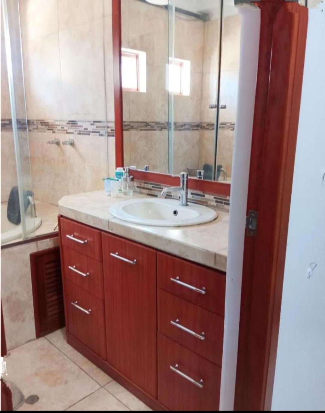 Deluxe Hotel Talara - A 5 Minutos Del Aeropuerto Y Plaza De Armas 部屋 写真